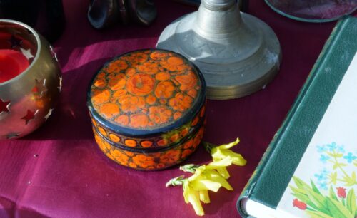 boîte orange d'inde
